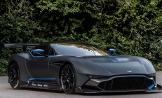 开云体育官网-戈麦斯之夜，F1新赛季揭幕战中的稳定哲学