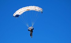 开云体育视频直播-从深圳到独行侠，詹姆斯如何用实力跨越质疑的疆界