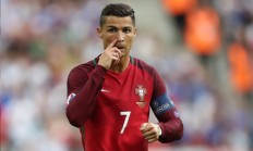 开云下载-杰伦·格林稳定输出不掉线，76人争冠之路再添胜绩，北京队挑战中显差距