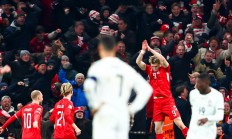 开云体育下载-欧国联赛场封神时刻，一触即发