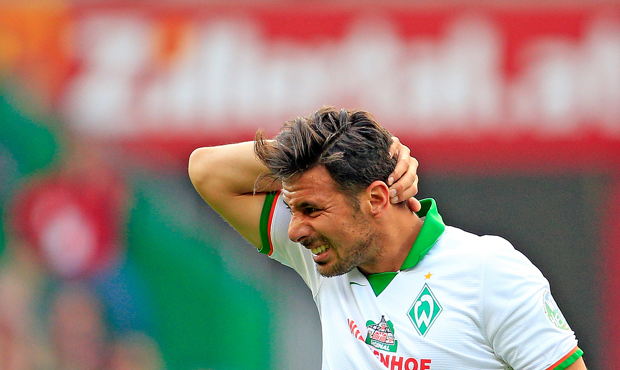 不莱梅球队在德国足球联赛中跌入低谷的简单介绍 不莱梅球队在德国足球联赛中跌入低谷的简单介绍