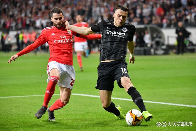 不莱梅球队在德国足球联赛中跌入低谷的简单介绍 不莱梅球队在德国足球联赛中跌入低谷的简单介绍