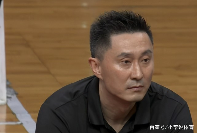 包含灵活变换战术，为球队赢球铺平道路的词条