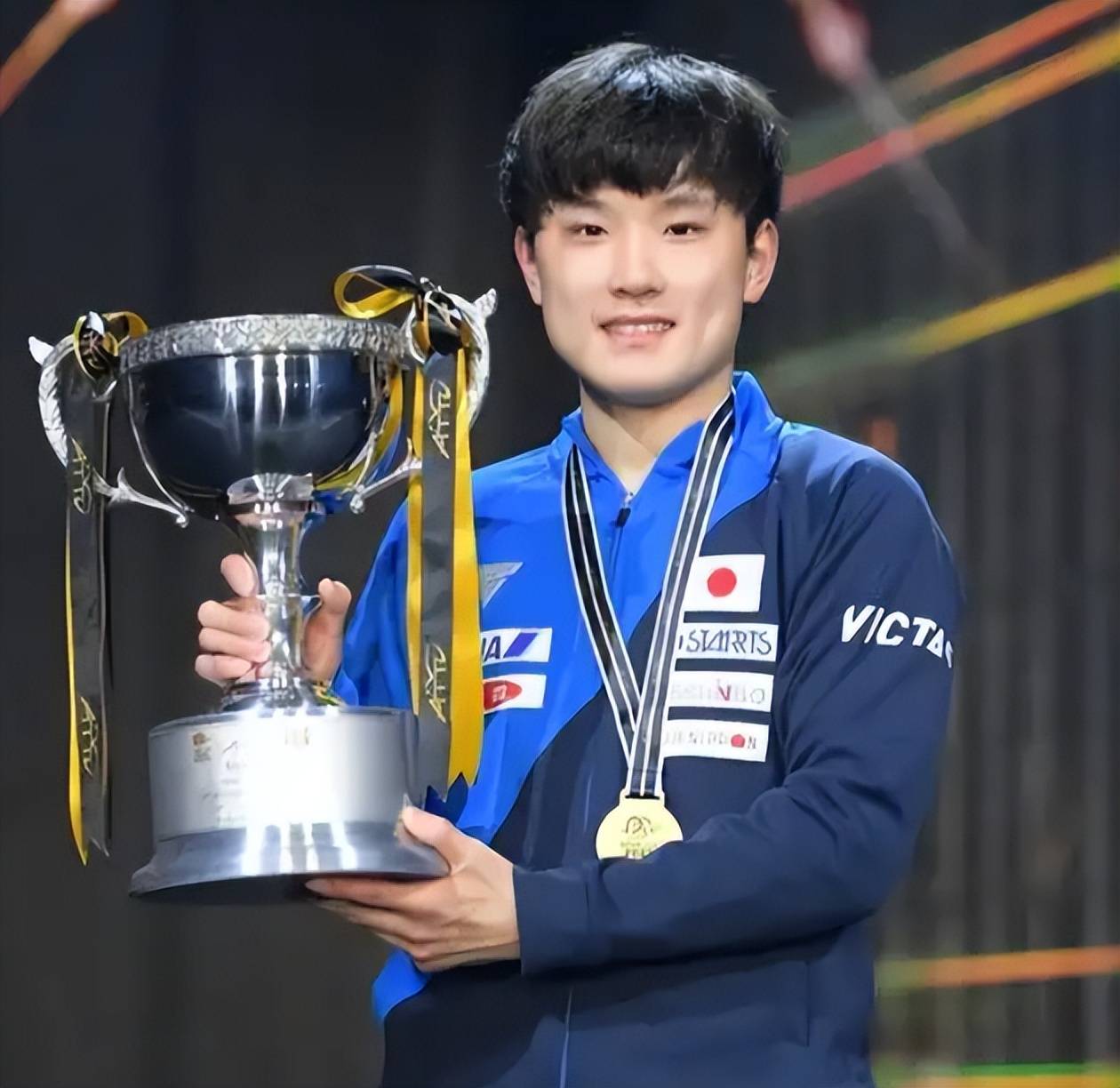 关于日本乒乓球队爆冷波兰乒乓球队，张本智和关键制胜的信息