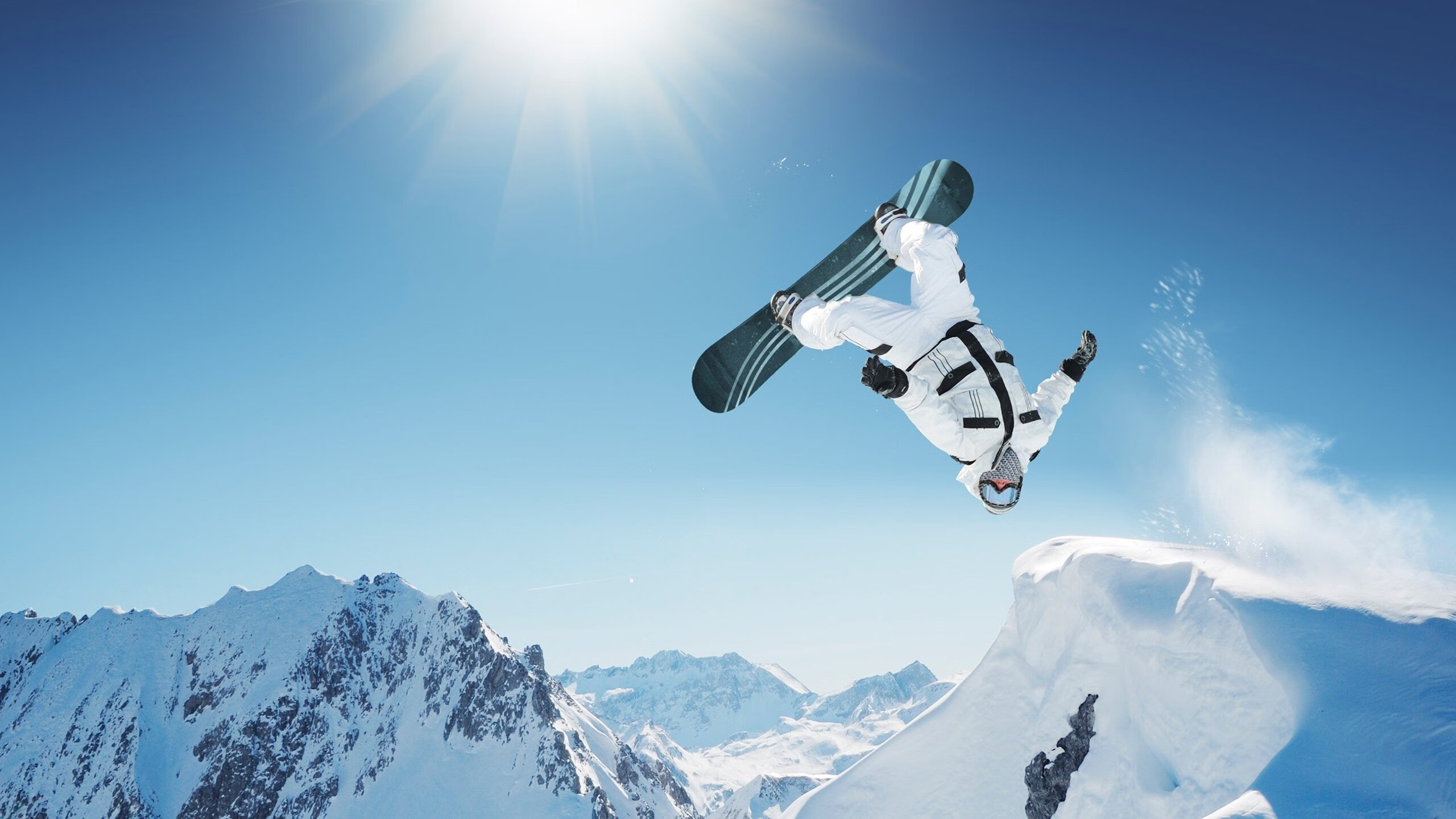 当巴伐利亚铁骑遭遇红魔，拜仁式翻盘哲学与苏亚雷斯的烈焰状态