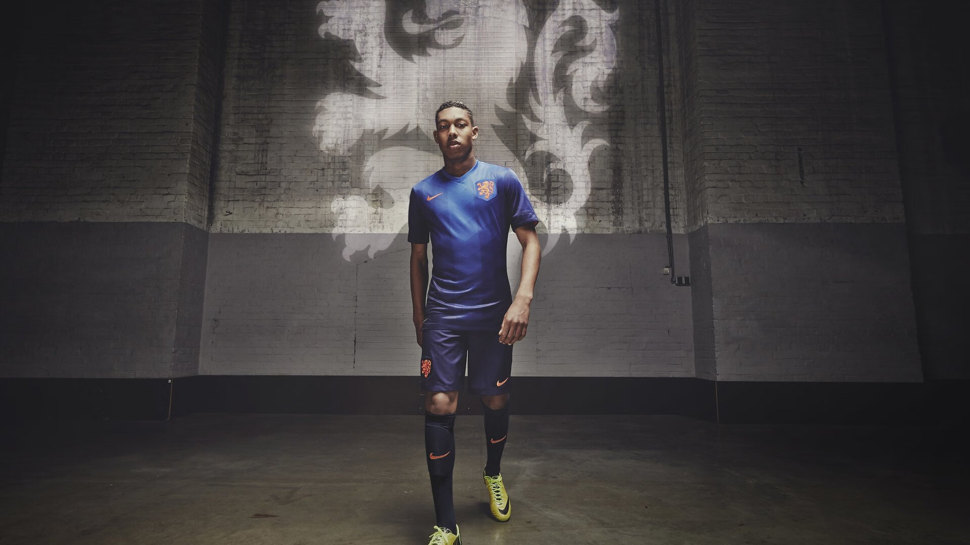 辽宁队完胜篮网，福克斯扛起全队的胜利之夜